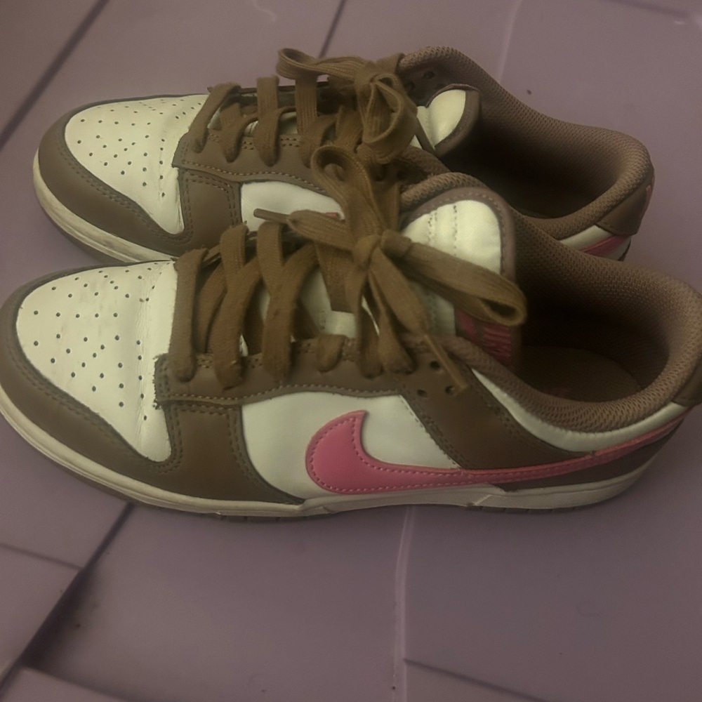 Nike dunk women’s